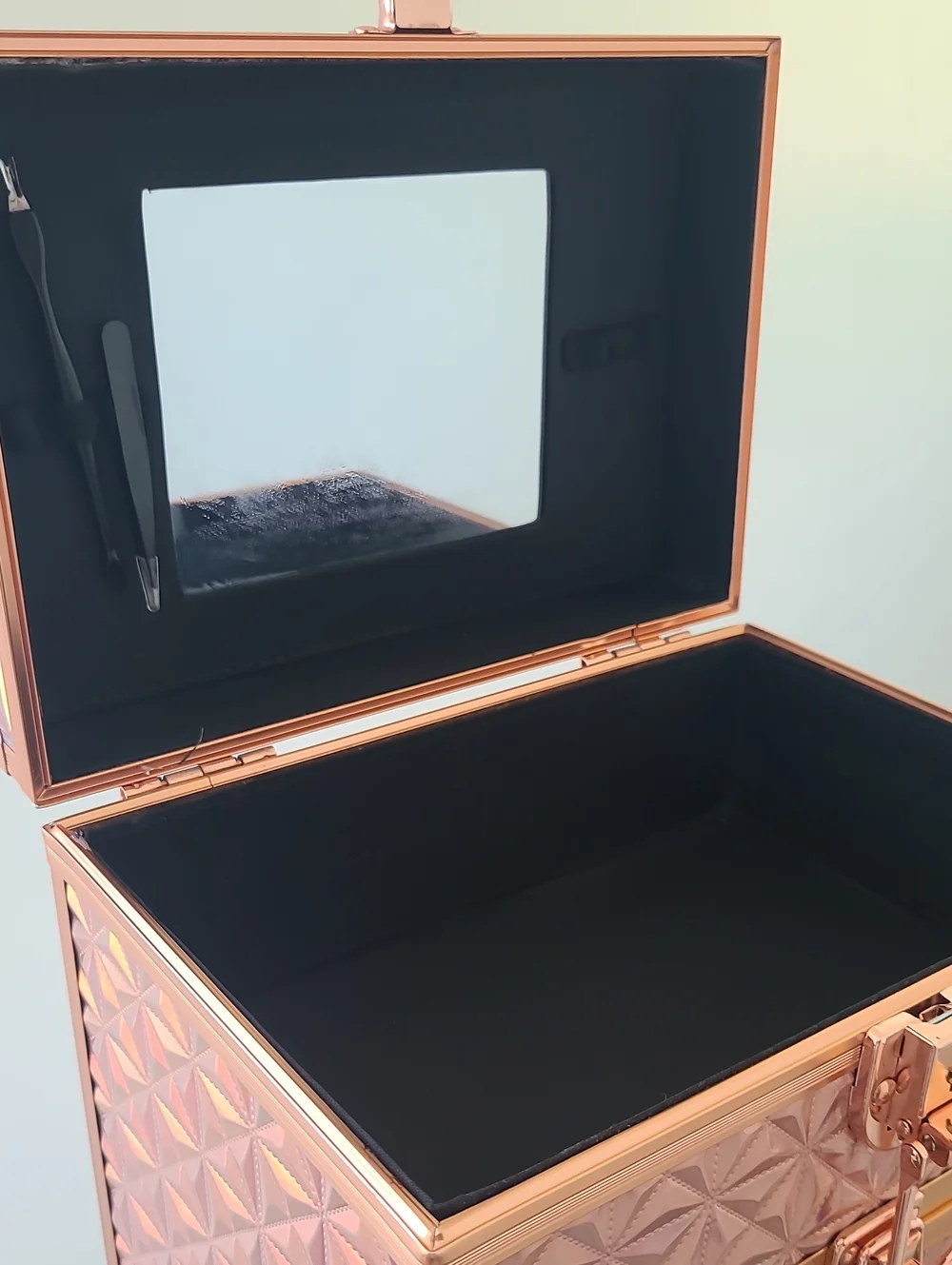 Rose Gold Textured Makeup Train Case